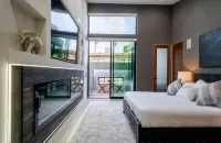 Venice/Pool/Hot Tub/BBQ/Home Theater