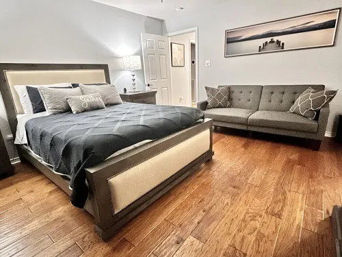 Canyon Lake & River Escape: Entertain, Unwind & Recharge!