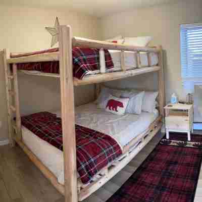 Mountain Views, Adjacent to White River National Forest, Renovated Ski Condo Rooms