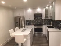 “The White House” You will have the best experience