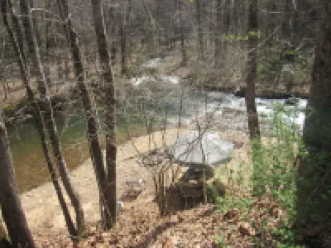 GREAT DEAL $85 per night ON BEAUTIFUL HIAWASSEE RIVER