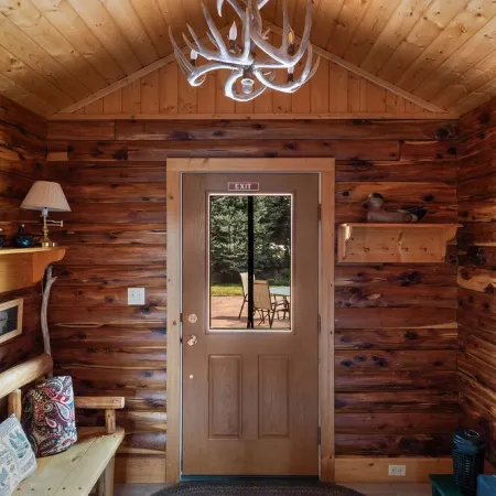 The Trout House- An Authentic Montana Cabin, Perfect for Yellowstone Adventures!