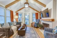 Completely Renovated Historical Cottage -- Walking distance to Downtown Franklin - 4-Star