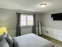 Apt. near Downtown Greenville (2BR/1BA, 3 beds) Hotels in Dunean