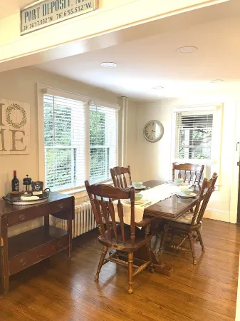 Quarry Landing - Center of Town & River View - 3 Bedroom