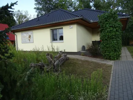 Ferienhaus mit Garten und Direktem Zugang zur Oder