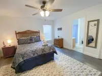 Pinehurst FORE-Bedroom Ranch with Golf Garage & Fenced Large Yard