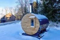 New Spacious Stowe Home, Central A/C Stowe Mt Views. Sauna, Ask about Dog Policy - 4-Star