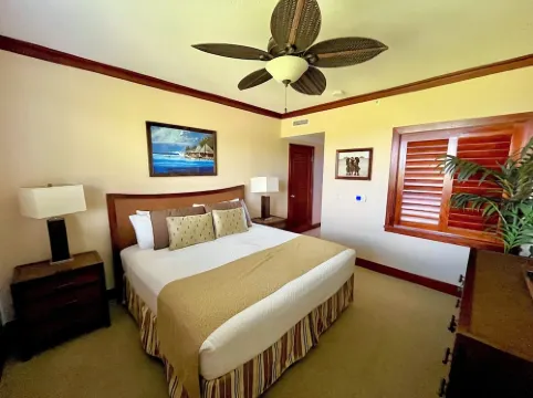 Affordable 2 Bedroom Family Vacation Villa with Direct Ocean Views