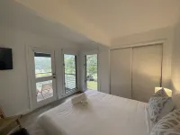 Stylish country escape Laguna/Wollombi Hunter Valley. 4 bedrooms. Pet friendly!