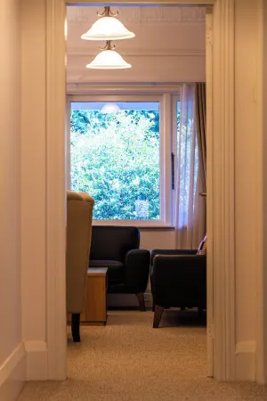 Cosy 3 BR Federation Cottage in Leura Blue Mountains NSW- Bushwalks and Cafes!!!