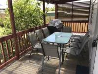 Cosy beachside cottage a short walk to the beautiful Coronet Bay beach