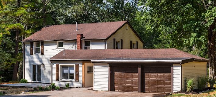 Bellbrook | Professionally Remodeled | 10 Acres in the Woods w/ Zipline! Hotels in Greene County