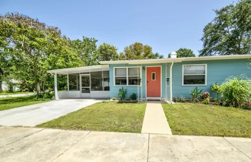 Jason's Beach House, Steps from Gulfport Beach, FL