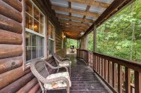 Minutes to Nada Tunnel + Natural Bridge SP / Views - Hot Tub - Firepit