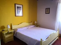 Lodging in central Tuscany,pool,children pool,Aircon,ideal for families, sleep 6