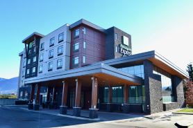 Holiday Inn Express & Suites CHILLIWACK EAST by IHG