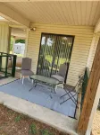 1-bedroom house with coutry side appeal, 10 min from town with AC/heat, WiFi