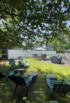 Walk to Bethany Beach, restaurants and CVS in under 10 minutes! Perfect for 8! Hotel in zona South Coastal Library