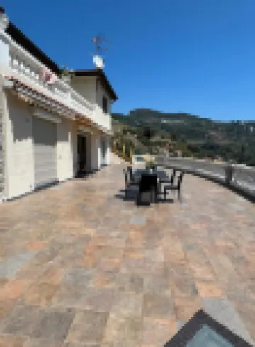 Villa Isabella: relaxation, calm, pool and beautiful beaches nearby