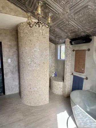 "The Little Tuscan Villa"  - right in the heart of Stanthorpe! Отели в г. Станторп