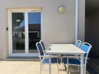 Detached villa in vacation residence with swimming pools