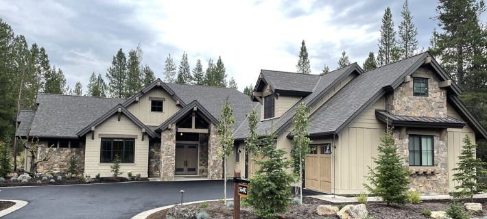 Four Seasons Luxury 5 Br Lodge w/ Hot Tub, Infinity Pool and More Ξενοδοχεία στην πόλη Sunriver