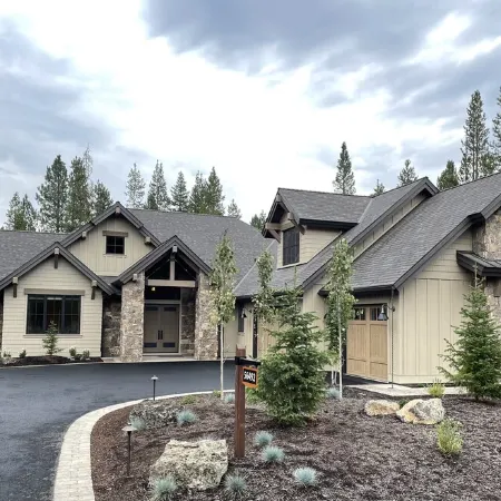 Four Seasons Luxury 5 Br Lodge w/ Hot Tub, Infinity Pool and More