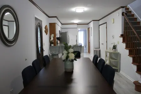 Your Day at Turtle Walk 1 Mile to Bethany Beach w/Trolley Ride, 8 Br, 5BA 16G Отели рядом с достопримечательностью «Библиотека Юг Костал»