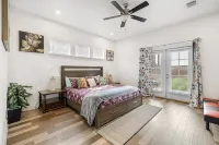 Lakeview Oasis Home with Spa near Lake Lewisville