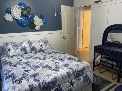 Beautiful home minutes from and Rockport and Fulton attractions. Các khách sạn gần Rockport Beach Park