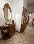House for 4 people, private parking for 2 cars, 5' by car from Como