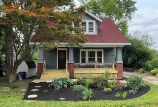 Updated Craftsman home, quiet setting, porch swing overlooking Old Town Park.