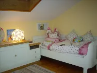 Comfortable large apartments, centrally located, surrounded by nature, friendly Hotels in Farchant