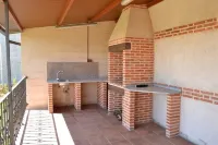 Casa Los Quiñónes - Enjoy the countryside close to Salamanca Hotels in La Armuna