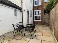 Smart & Comfortable 3 Bedroom Victorian House