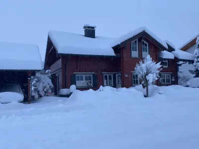 Rotes Haus Füssen Apartment Romantik 퓌센 시내 호텔