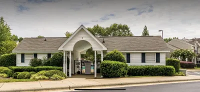 Executive & Luxury 2bedroom Townhome Hotels near Sprouts Farmers Market