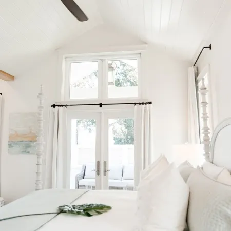 Elegant Cottage on the Bluff Downtown Fairhope (B)