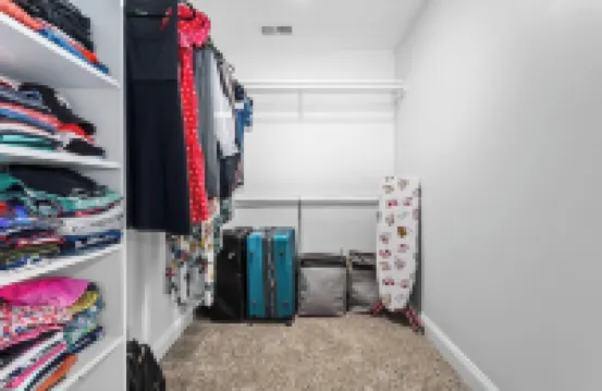 6Br KC Family Holiday Home with Hot Tub, Theater, Games and  Fun