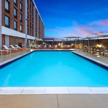 Holiday Inn & Suites RICHMOND - WEST END by IHG