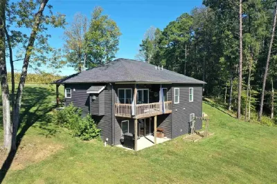 Secluded home near Patoka Lake & French Lick. Nature Lover's Dream