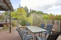 Secluded Napa 3BD Wine Country Escape w/Hot Tub