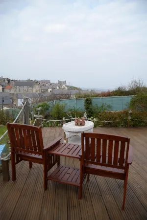 Driftwood Cottage, near Portsoy's historic harbour-stunning garden