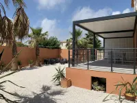 3mn walk from the beach, VILLA 5 bdrms in private residence between SEA and POND