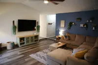 Broken Arrow Home -Cozy Design, Family Friendly