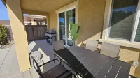 Spacious modern family home - Self check-in