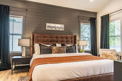 The Cowboy Hotels near Hyland Golf Club