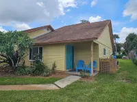 St. Lucie River Breezes - Downtown Stuart and Beaches Within Minutes