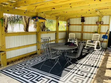 Close to Weeki Wachee Springs • Fully Equipped Kitchen • Fast Wifi • King Beds Отели в г. Эрнандо